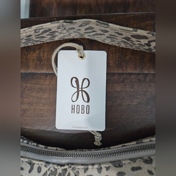 HOBO Paulette Leopard Print Shoulder Bag - Picture 2 of 11